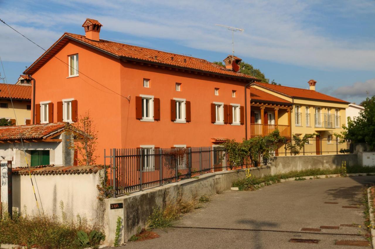 Hotel Casa Lenka à Malchina Extérieur photo