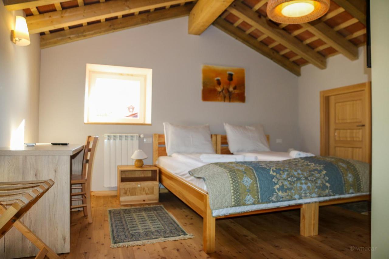 Hotel Casa Lenka à Malchina Extérieur photo