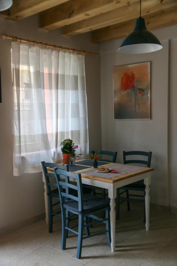 Hotel Casa Lenka à Malchina Extérieur photo